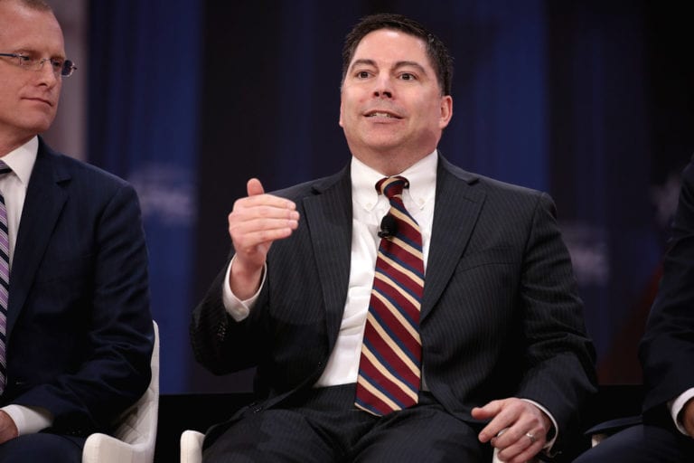 Read more about the article Watchdog Praises Outgoing FCC Commissioner O’Rielly